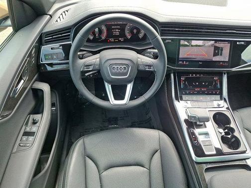 2024 Audi Q8 55 Premium Plus