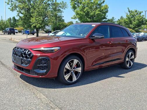 Grenadine Red Metallic 2026 Audi SQ5 3.0T Premium Plus
