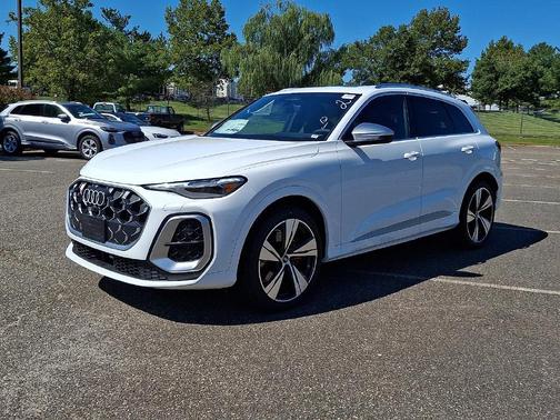 White 2026 Audi SQ5 3.0T Premium