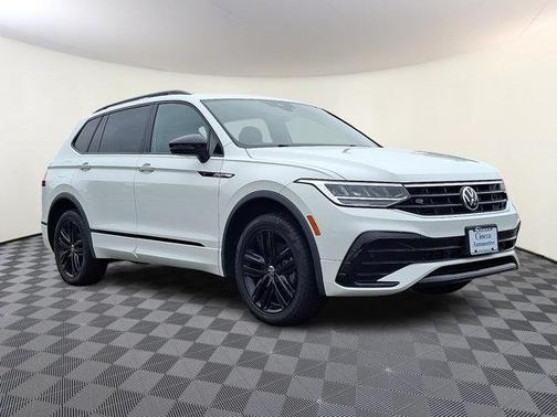 2022 Volkswagen Tiguan 2.0T SE R-Line Black 4MOTION