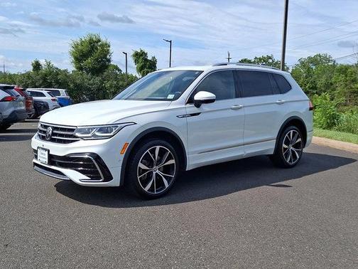 2022 Volkswagen Tiguan 2.0T SEL R-Line 4MOTION