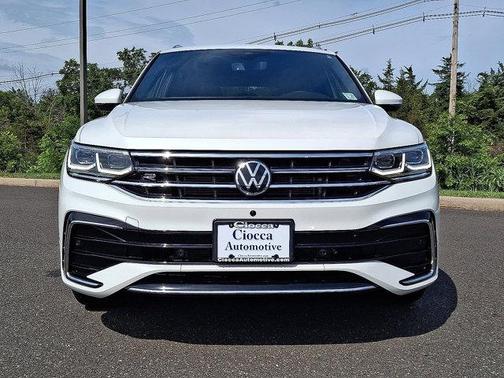 2022 Volkswagen Tiguan 2.0T SEL R-Line 4MOTION