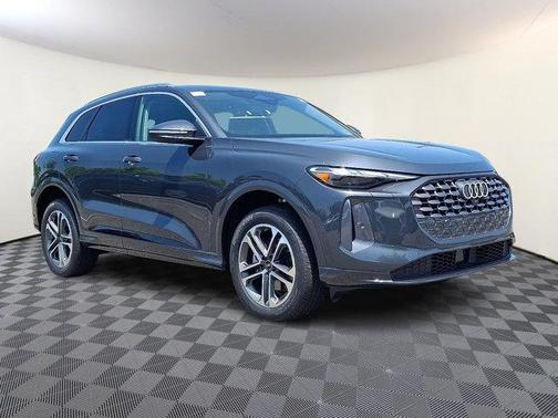 2025 Audi Q5 Premium