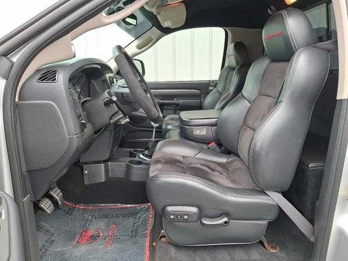 2004 Dodge Ram 1500 SRT-10