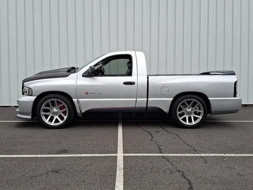 2004 Dodge Ram 1500 SRT-10