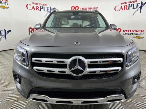 Mountain Grey Metallic 2021 Mercedes-Benz GLB 250 Base