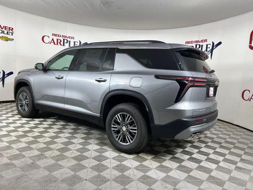 Sterling Gray Metallic 2026 Chevrolet Traverse LT