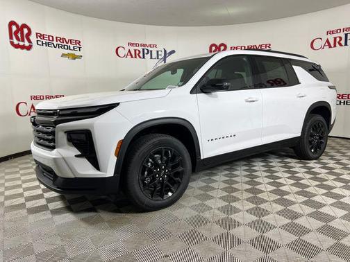 Summit White 2026 Chevrolet Traverse LT