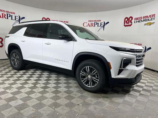 Summit White 2026 Chevrolet Traverse LT