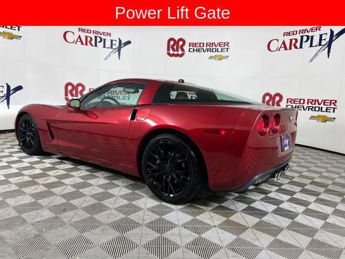 Magnetic Red Metallic 2005 Chevrolet Corvette Base