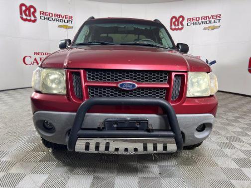 Red 2003 Ford Explorer Sport Trac XLS
