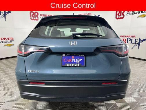 Nordic Forest Pearl 2024 Honda HR-V LX