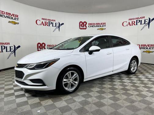Summit White 2017 Chevrolet Cruze LT
