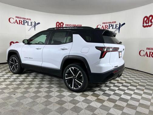 Polar White Tricoat 2026 Chevrolet Equinox FWD RS