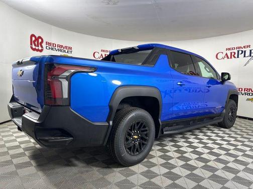 2025 Chevrolet Silverado EV LT