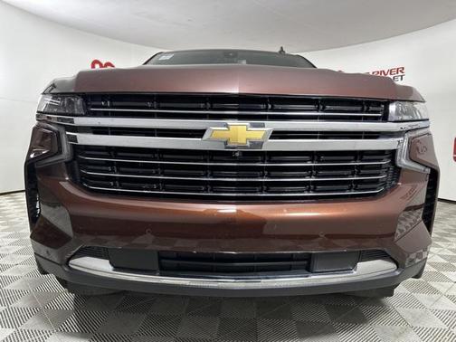 2022 Chevrolet Suburban LT