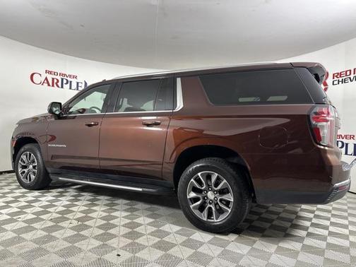 2022 Chevrolet Suburban LT