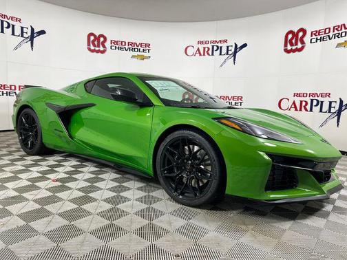 Roswell Green Metallic 2026 Chevrolet Corvette Z06