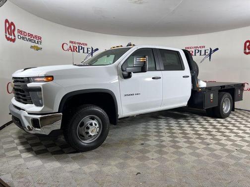 2025 Chevrolet Silverado 3500 WT