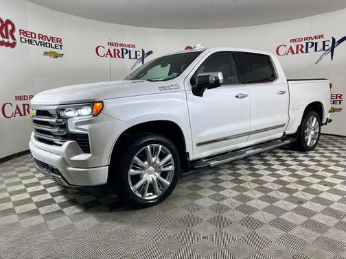 2022 Chevrolet Silverado 1500 High Country