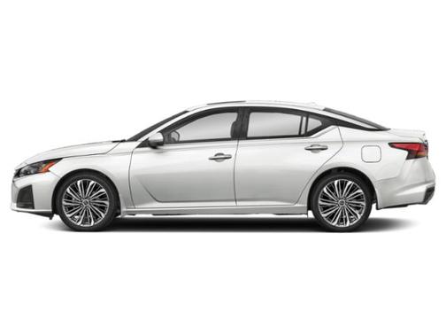 Pearl White Tricoat 2023 Nissan Altima 2.5 SL