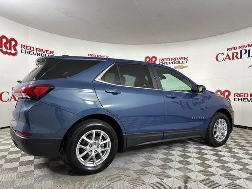 Lakeshore Blue Metallic 2024 Chevrolet Equinox 1LT