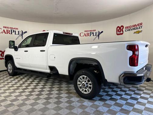 Summit White 2026 Chevrolet Silverado 2500 Crew Cab, Long Bed, WT, RWD