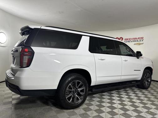 2023 Chevrolet Suburban 4WD Z71