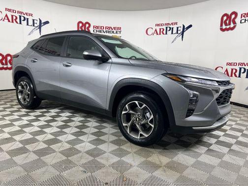 Sterling Gray Metallic 2026 Chevrolet Trax LT