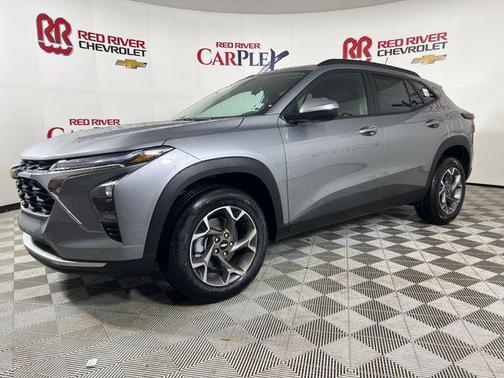 Sterling Gray Metallic 2026 Chevrolet Trax LT