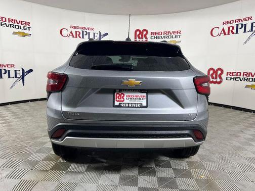 Sterling Gray Metallic 2026 Chevrolet Trax LT