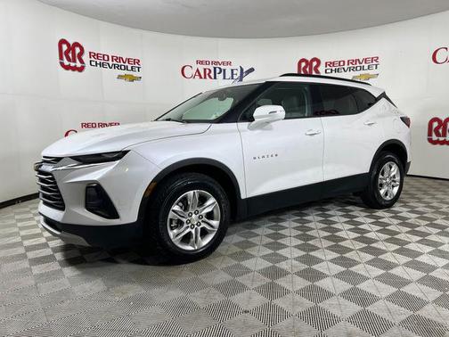 Iridescent Pearl Tricoat 2020 Chevrolet Blazer 2LT