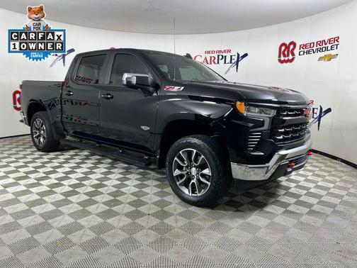 Black 2022 Chevrolet Silverado 1500 LT