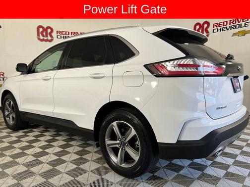 Oxford White 2019 Ford Edge SEL