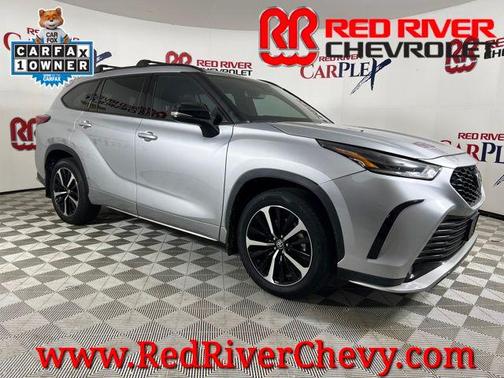 2022 Toyota Highlander XSE