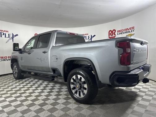 2024 Chevrolet Silverado 2500 Custom