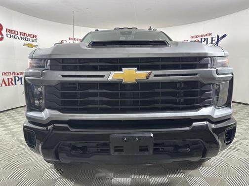 2024 Chevrolet Silverado 2500 Custom