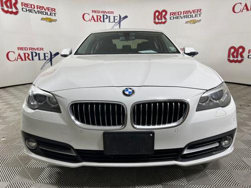 Alpine White 2016 BMW 528 528i