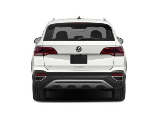Platinum Gray Metallic 2024 Volkswagen Taos 1.5T SE