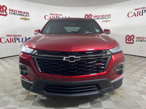 Radiant Red Tintcoat 2023 Chevrolet Traverse RS