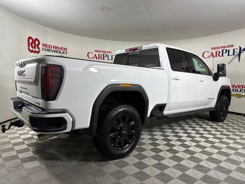 2024 GMC Sierra 2500 AT4