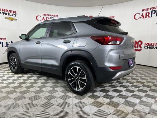 Sterling Gray Metallic 2025 Chevrolet Trailblazer LT