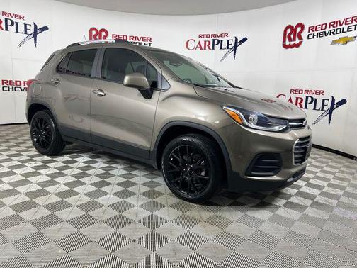Stone Gray Metallic 2021 Chevrolet Trax LT