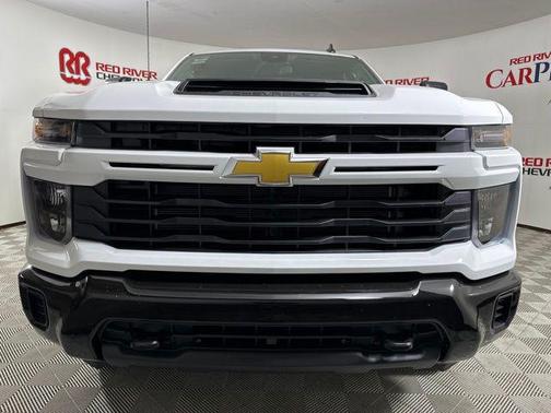 2025 Chevrolet Silverado 2500 Custom