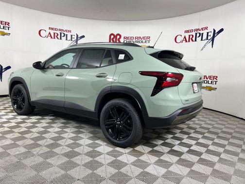 Cacti Green 2026 Chevrolet Trax FWD ACTIV