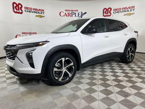 Summit White 2025 Chevrolet Trax FWD 1RS