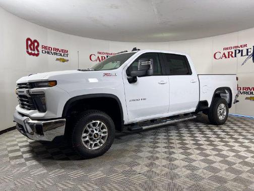 Summit White 2026 Chevrolet Silverado 2500 LT