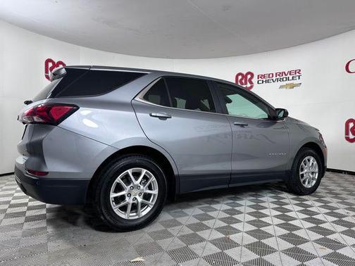 Sterling Gray Metallic 2024 Chevrolet Equinox 1LT