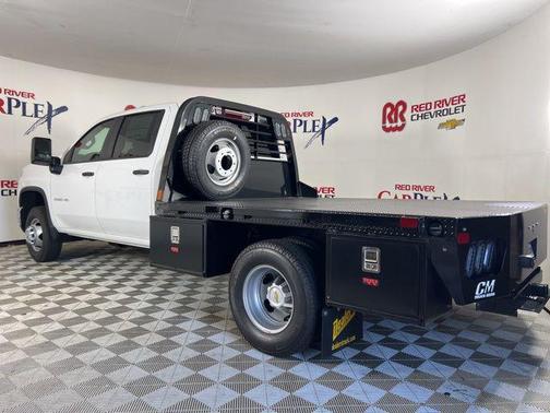 2025 Chevrolet Silverado 3500 WT