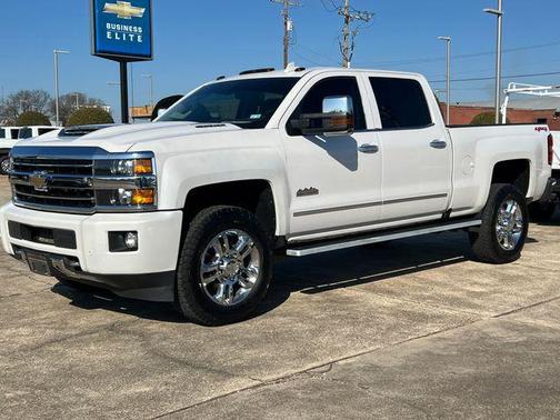 2019 Chevrolet Silverado 2500 High Country